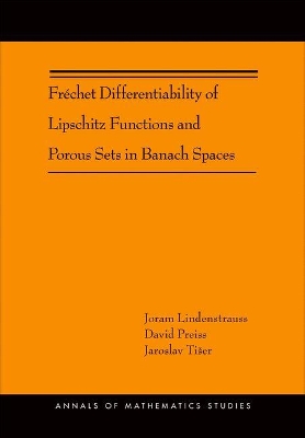 Fréchet Differentiability of Lipschitz Functions and Porous Sets in Banach  Spaces