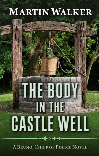Body in the Castle Well Large type / large print edition