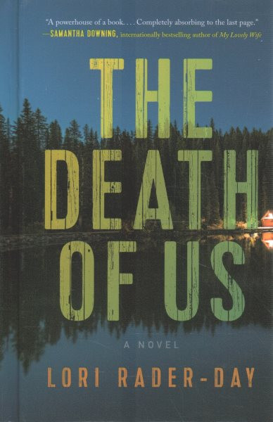 Death of Us Large type / large print edition