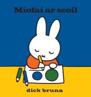 Miofai ar scoil 2023